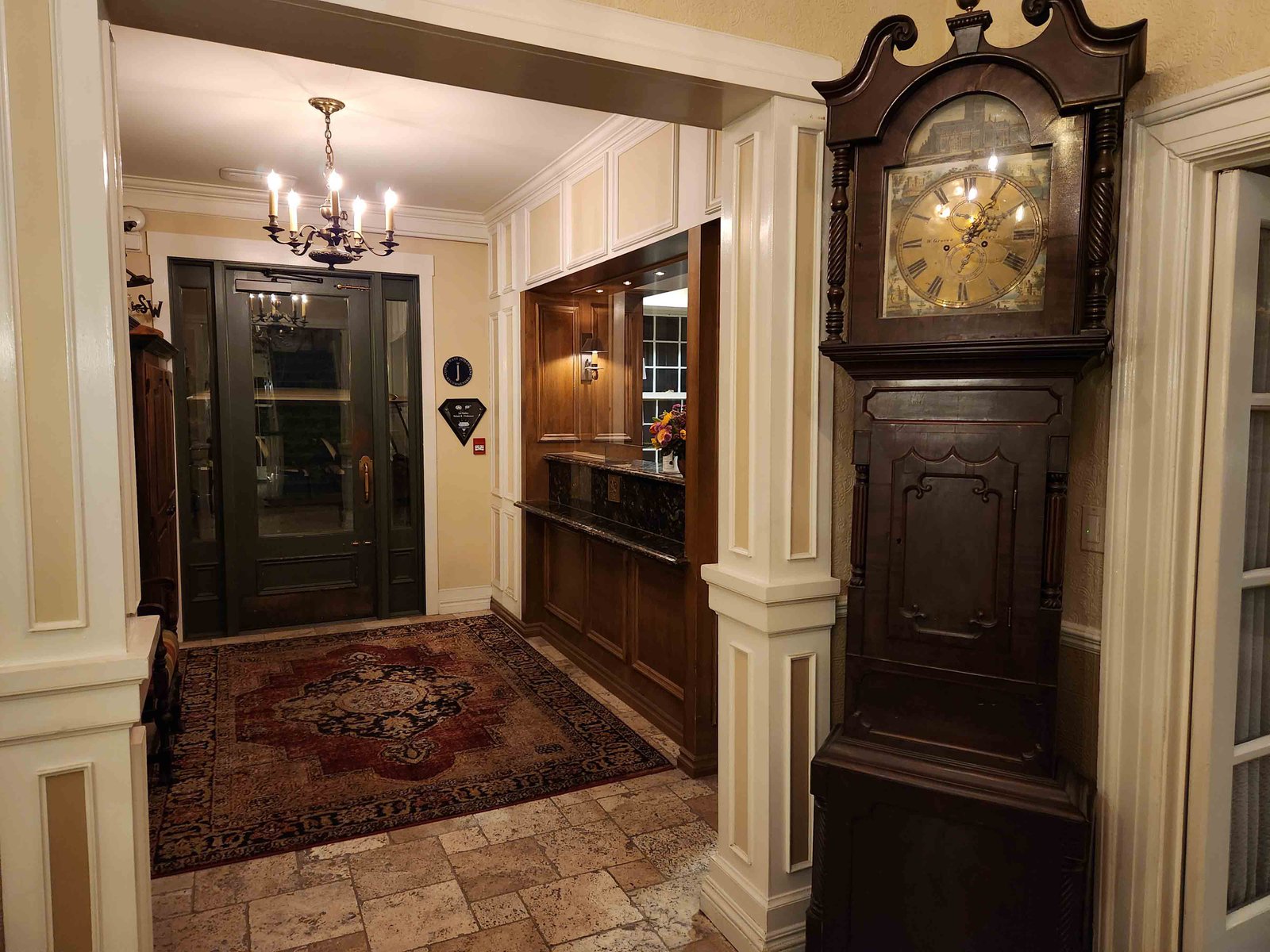 Review: Manoir Hovey Eastern Townships, Quebec - Manoir Hovey Reception -2-