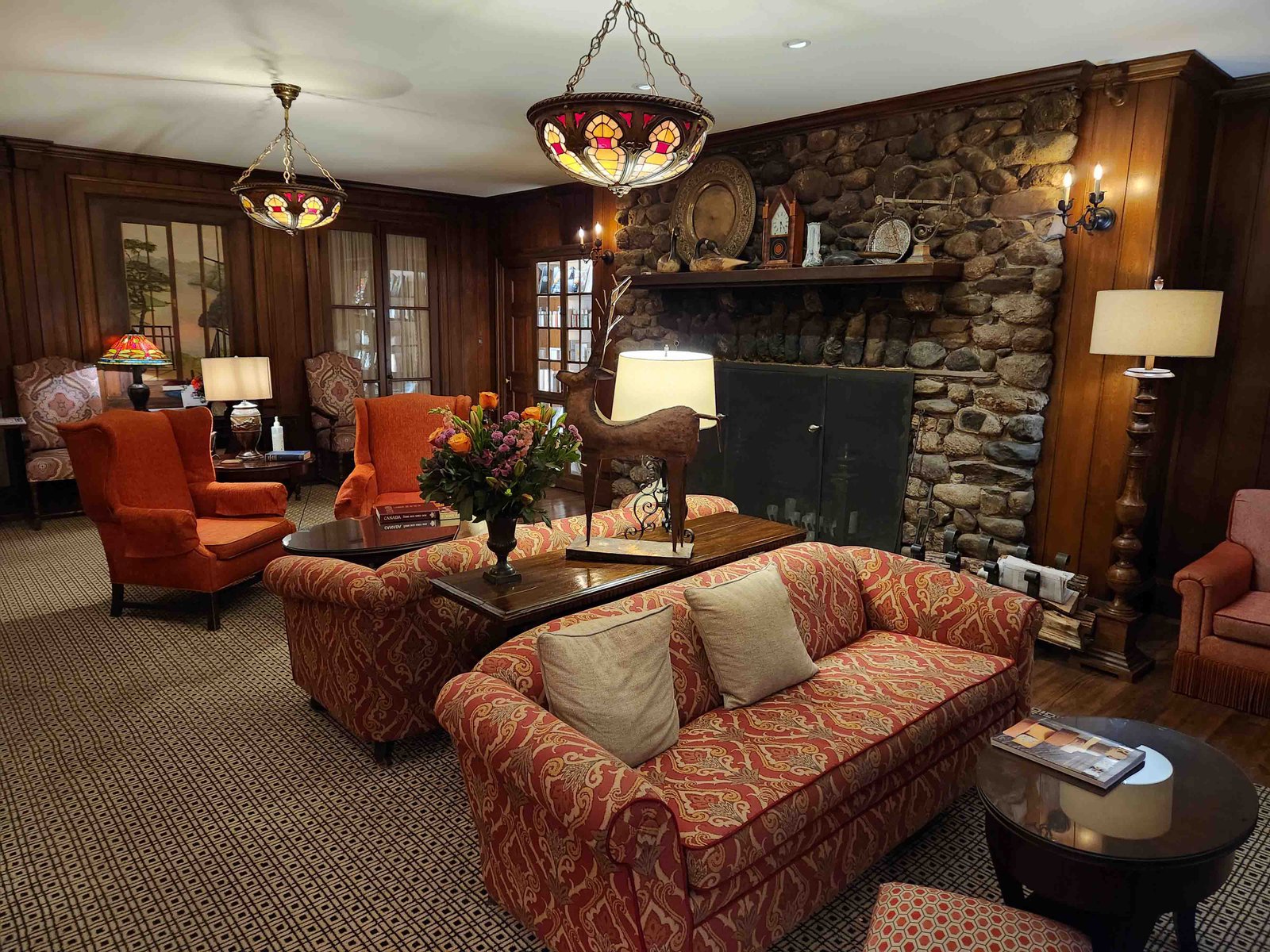 Review: Manoir Hovey Eastern Townships, Quebec - Manoir Hovey Reception -9-