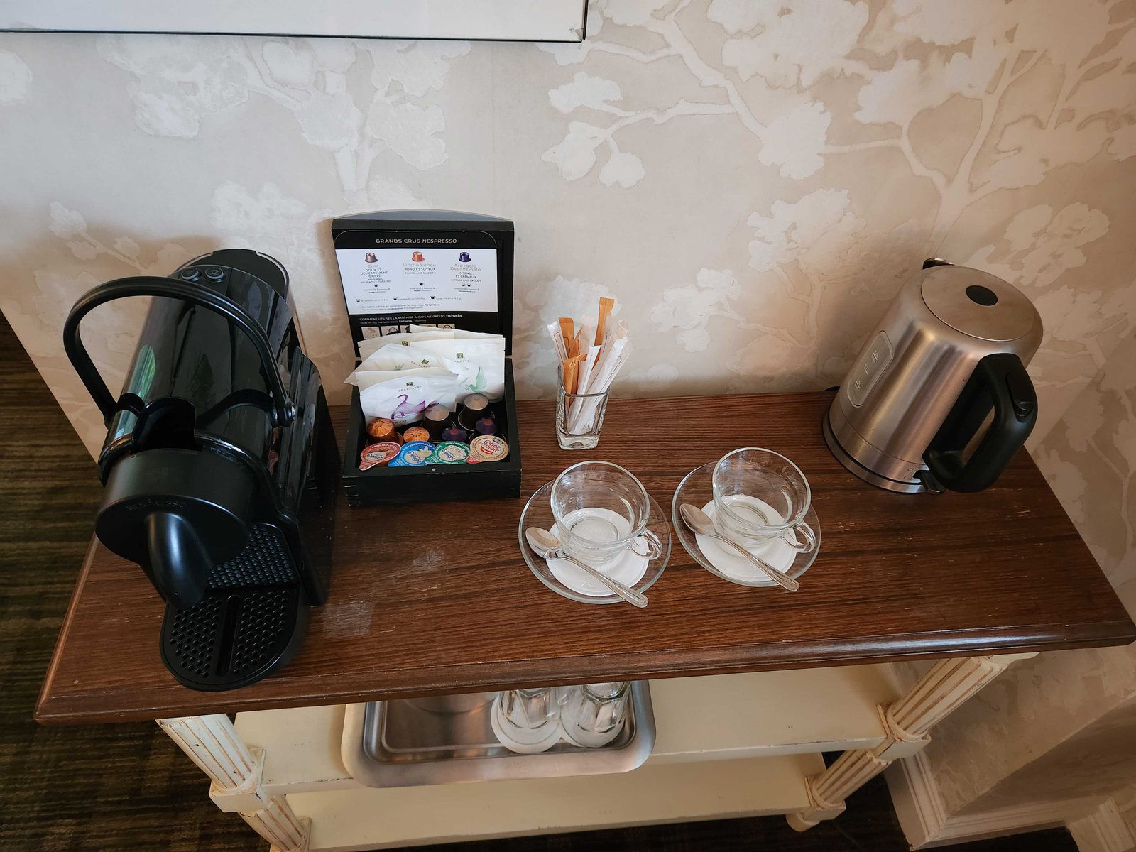 Review: Manoir Hovey Eastern Townships, Quebec - Manoir Hovey Room -14-