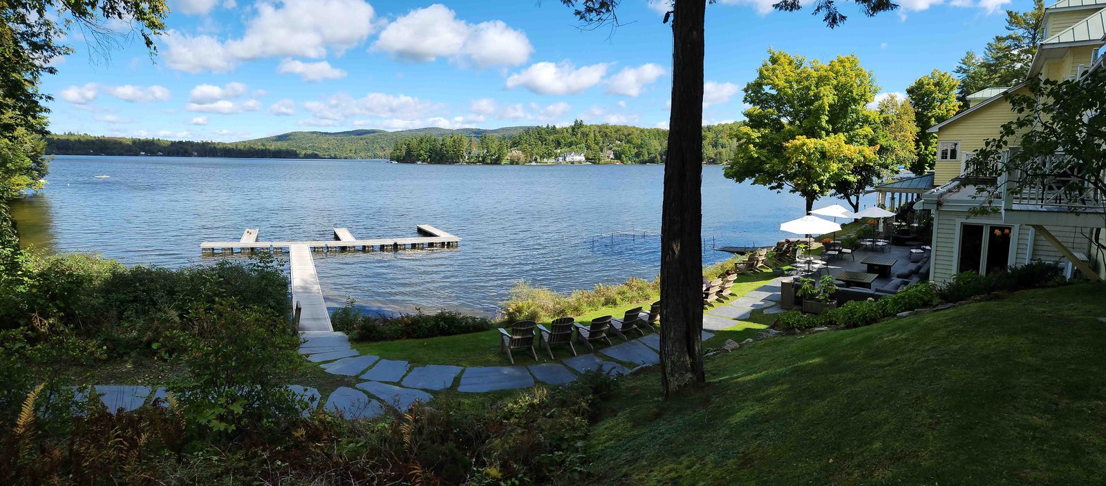 Review: Ripplecove Hotel & Spa Eastern Townships, Quebec - Ripplecove Hotel Exterior -6-