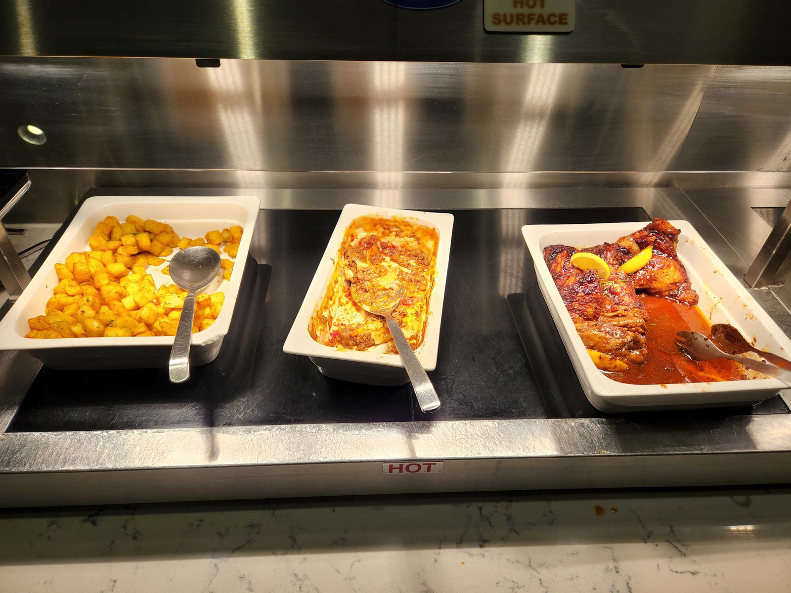 Review: United Club Lounge - London Heathrow Terminal 2B - United Polaris Heathrow T2B Food Drinks -22-