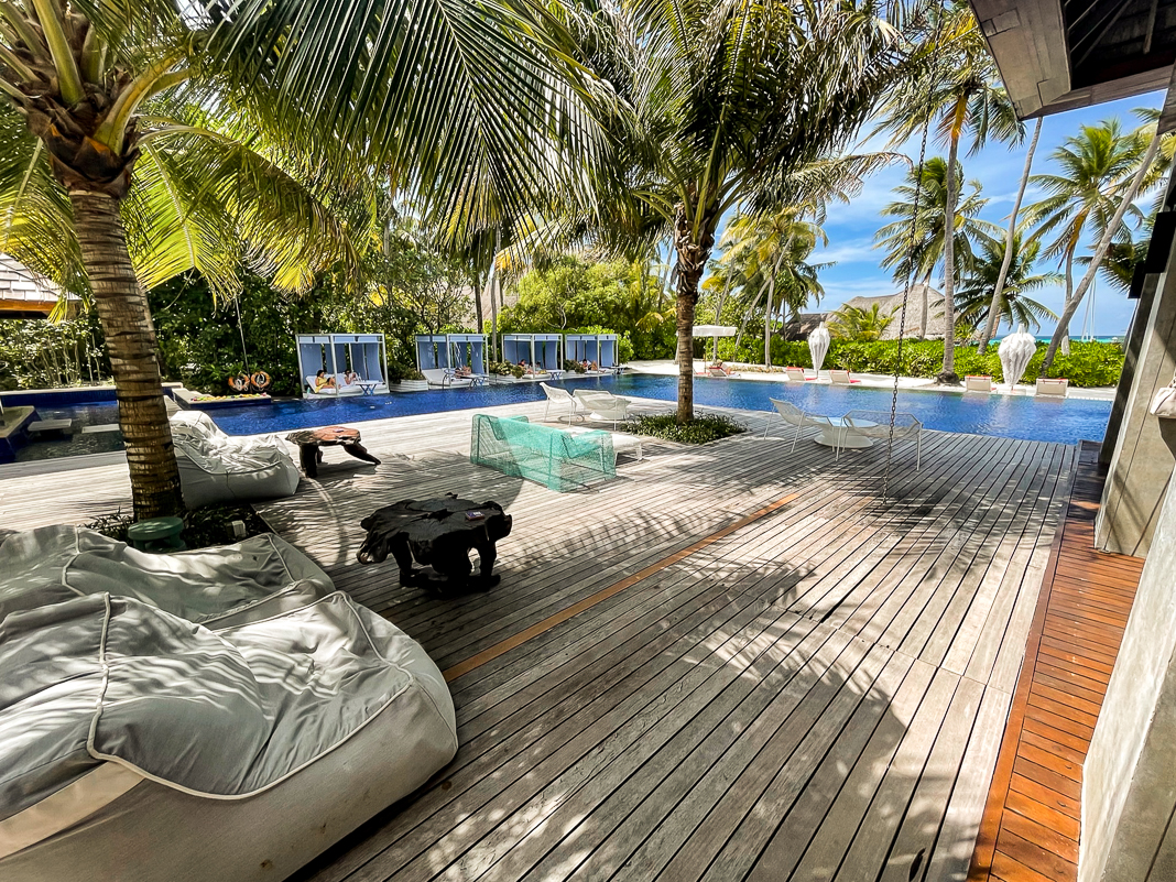 JF - W Maldives
