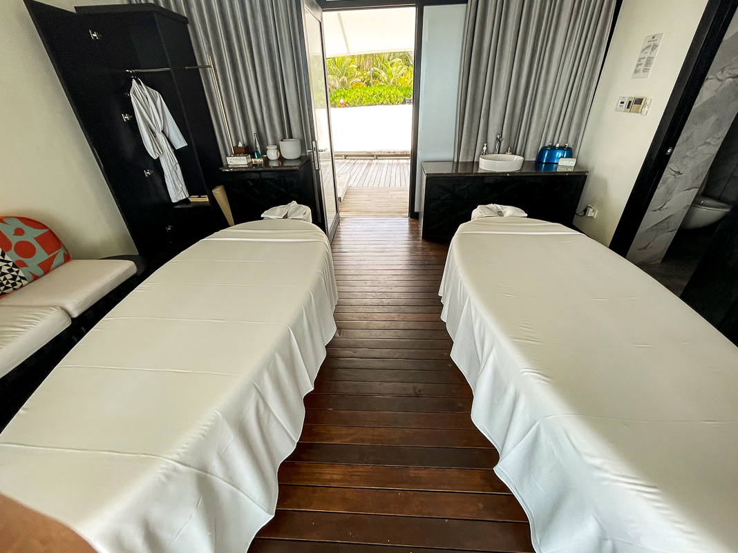 JF - W Maldives