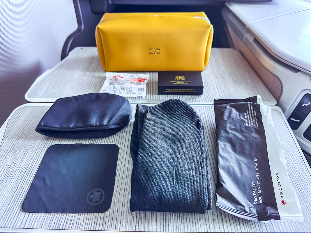 Classe affaires Air Canada&nbsp;: Classe Signature et Suite Signature - Acqua Di Parma Kit Ac 7