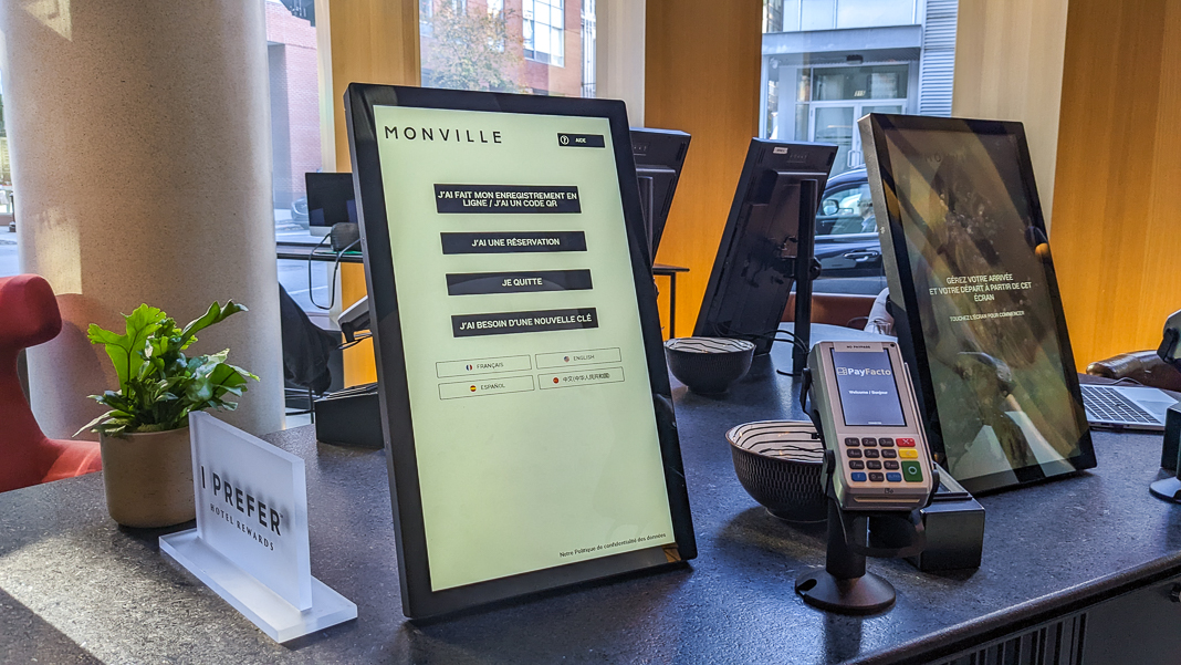 Hotel Monville Montreal 33