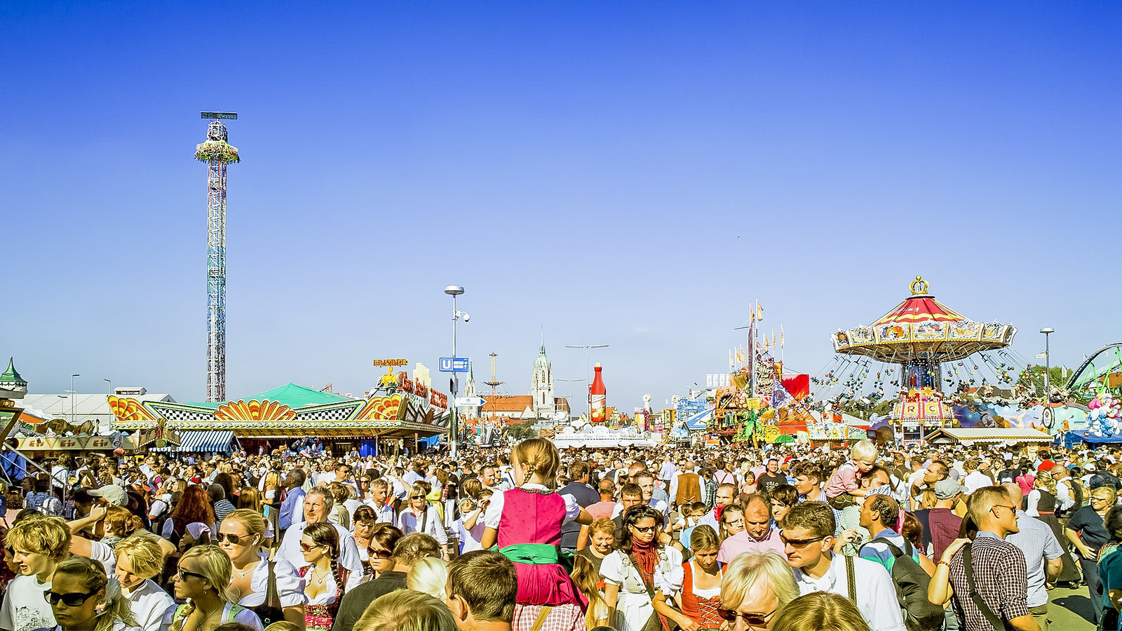 Munich&nbsp;: Bière, Schnitzel et porte de la Bavière - Munich Oktoberfest 3