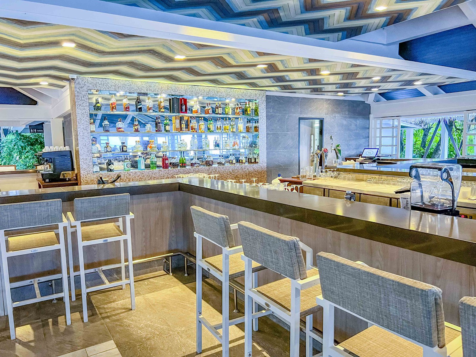 Review: Sheraton Maldives Full Moon Resort & Spa - Anchorage-7027