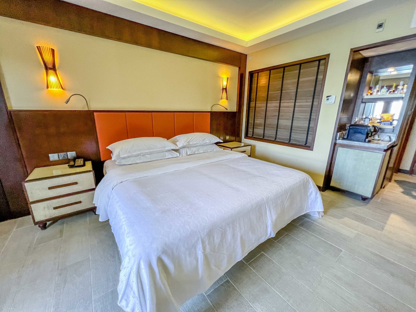 Sheraton Maldives – Deluxe Guest Room-6323