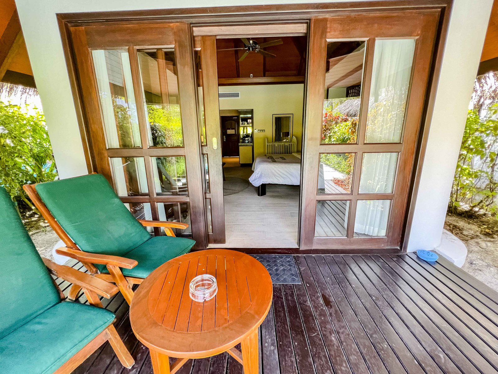 Review: Sheraton Maldives Full Moon Resort & Spa - Sheraton Maldives Garden Pool 6102