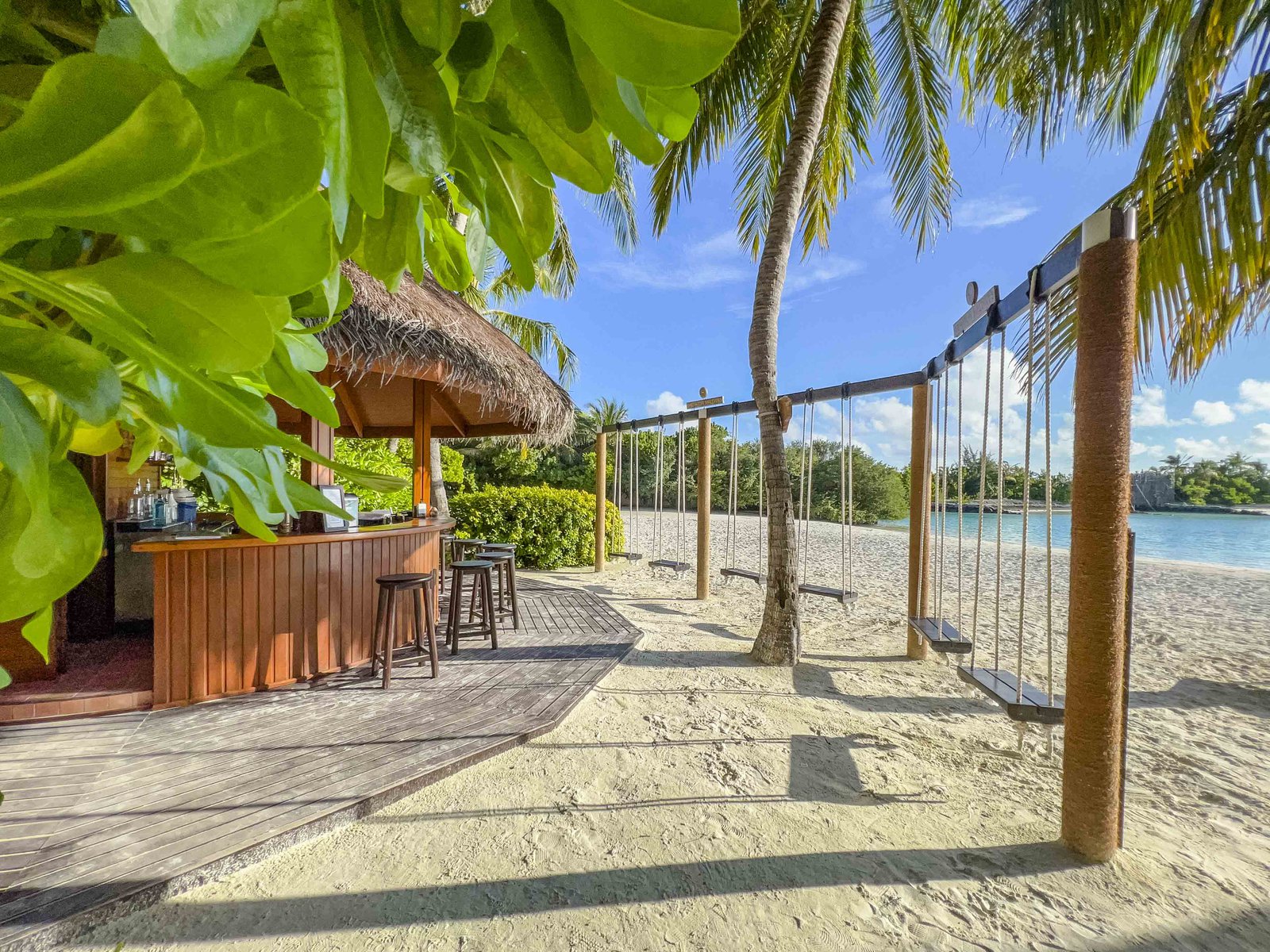 Review: Sheraton Maldives Full Moon Resort & Spa - Sheraton Maldives Kakuni Hut 6460