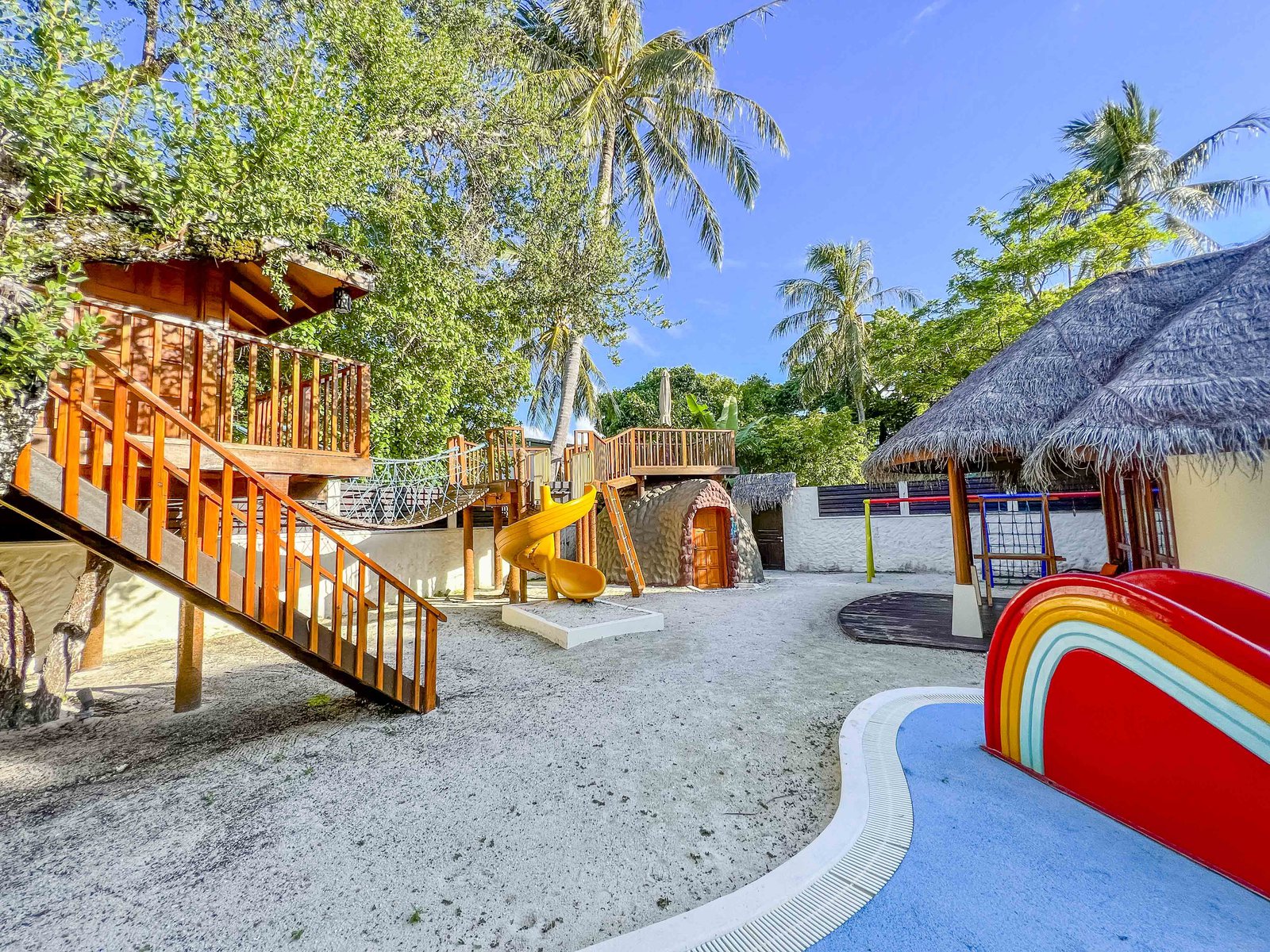 Aline - Sheraton Maldives Kids Club 6408