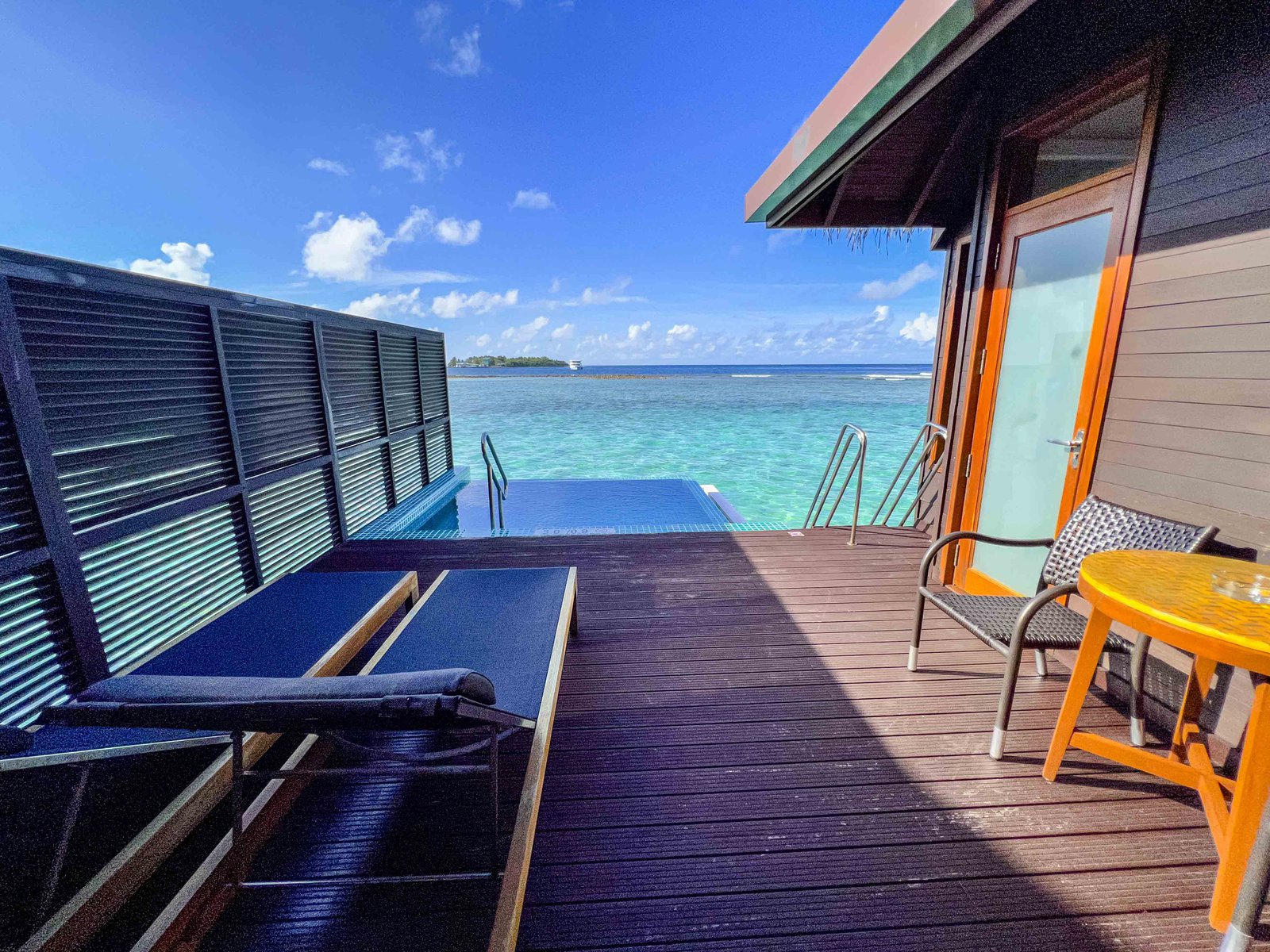 Review: Sheraton Maldives Full Moon Resort & Spa - Sheraton Maldives Overwater Bungalow 6343