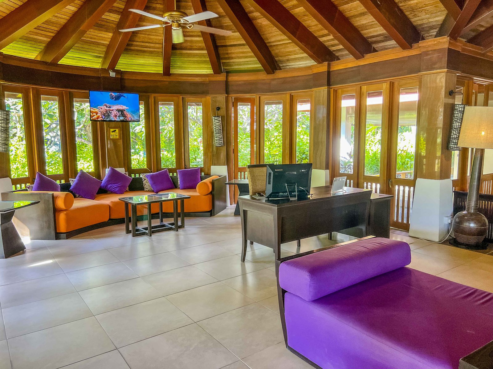 Review: Sheraton Maldives Full Moon Resort & Spa - Sheraton Maldives Reception 6253