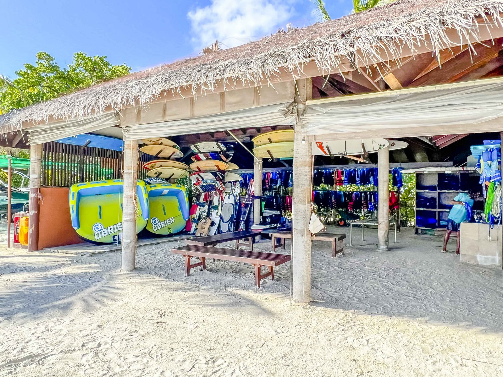 Aline - Sheraton Maldives Watersports 6268