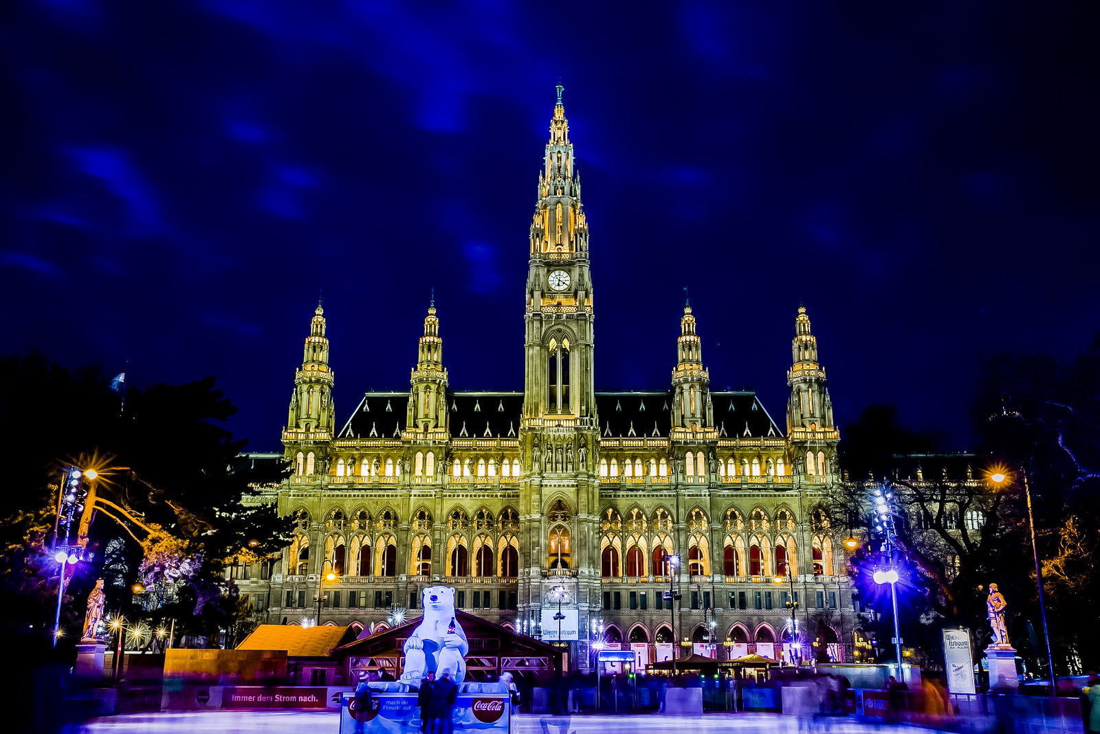 The 10 Best Christmas Markets in Europe in 2025 - Vienna Town Hall