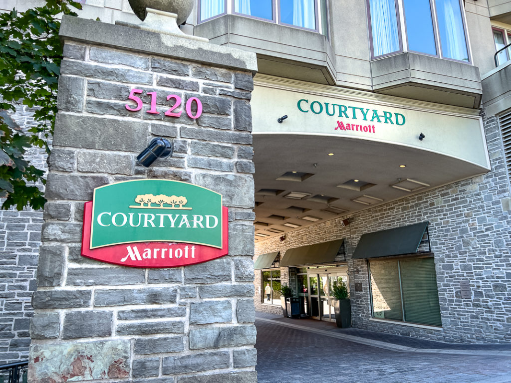 Courtyard by Marriott Halifax Downtown Lobby – 13