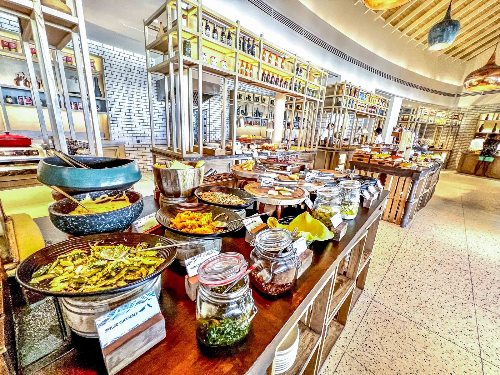 Avis&nbsp;: Le Méridien Maldives Resort & Spa | Marriott Bonvoy - Turquoise Breakfast-4171