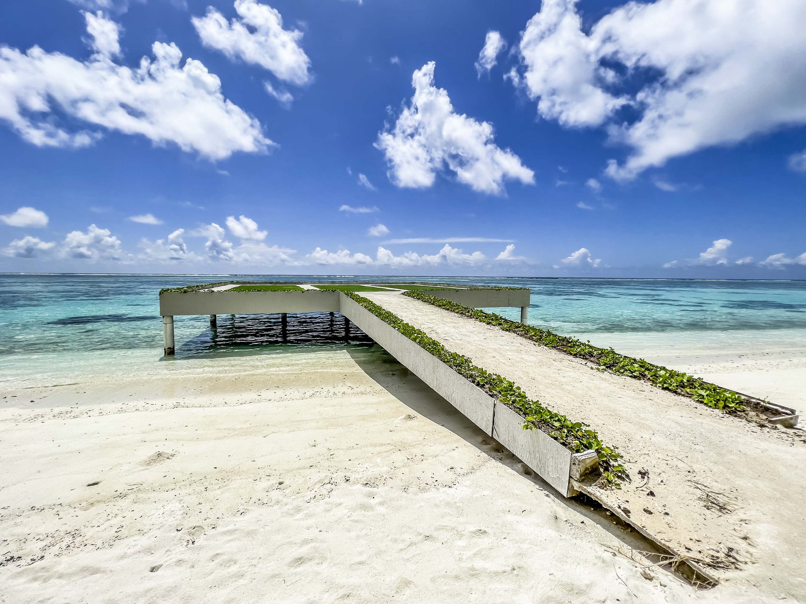 Avis&nbsp;: Le Méridien Maldives Resort & Spa | Marriott Bonvoy - Le Meridien Maldives Sunrise Deck 5839