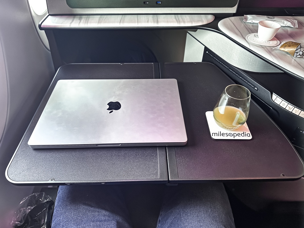 Review: Qatar Airways QSuite A350-1000 | Business Class | RUH-DOH - Qatar Airways A350-56