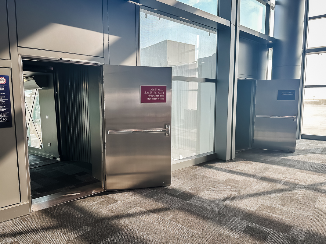 Avis : Qatar Airways QSuite B777 | Classe Affaires | DOH-YUL - Qatar Airways B777 Qsuite