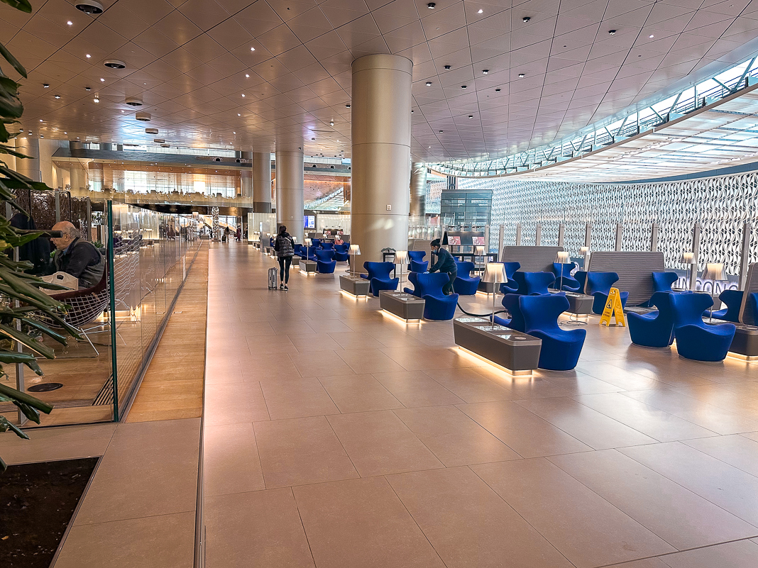 Qatar Airways Al Mourjan Business Lounge