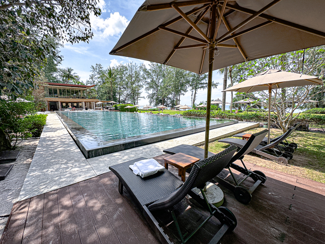 Review&nbsp;: Renaissance Phuket Resort & Spa | Marriott Bonvoy - Renaissance Phuket Resort Spa Marriott Piscine 868