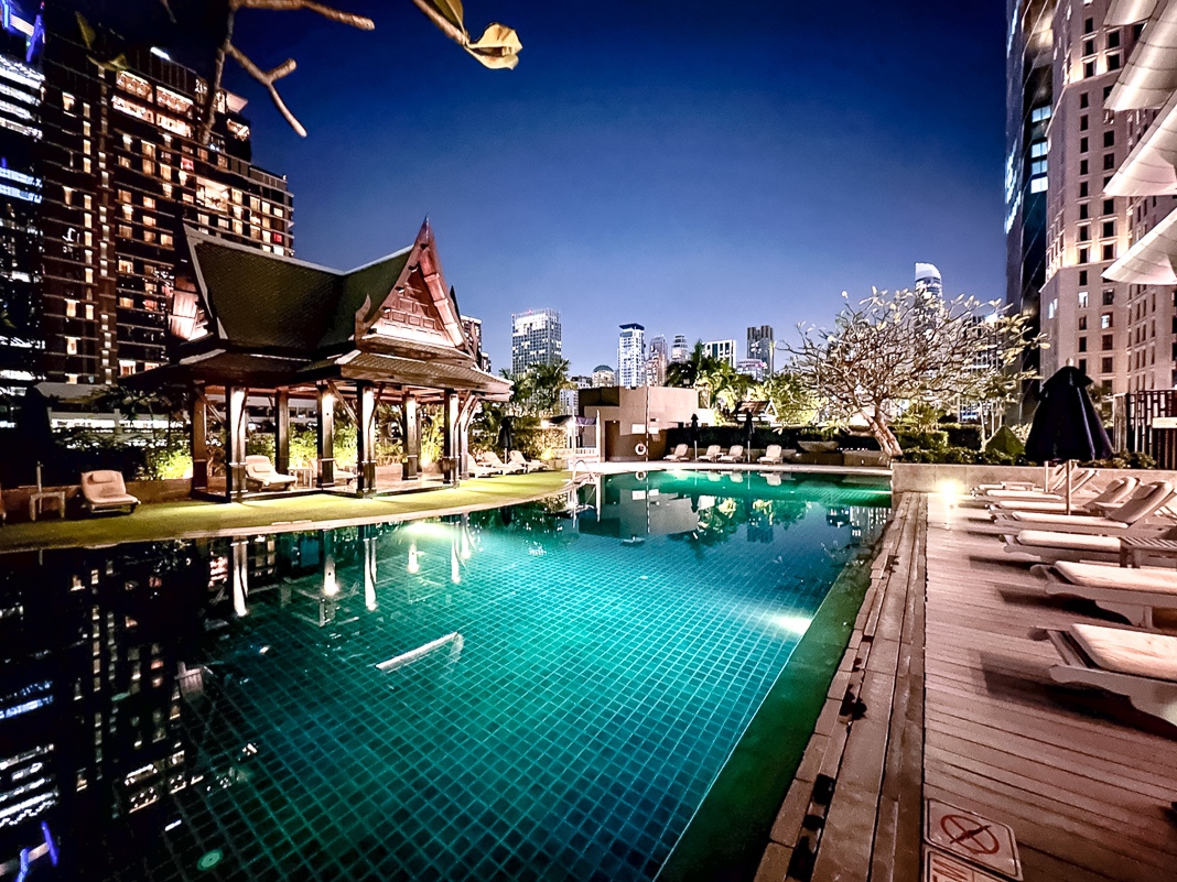 Review&nbsp;: The Athenee Hotel, a Luxury Collection Hotel, Bangkok - Pool