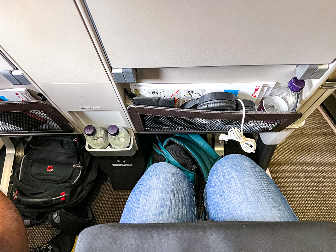 Review: Swiss Premium Economy - B-777 - ZRH-LAX - Premium Économie-25