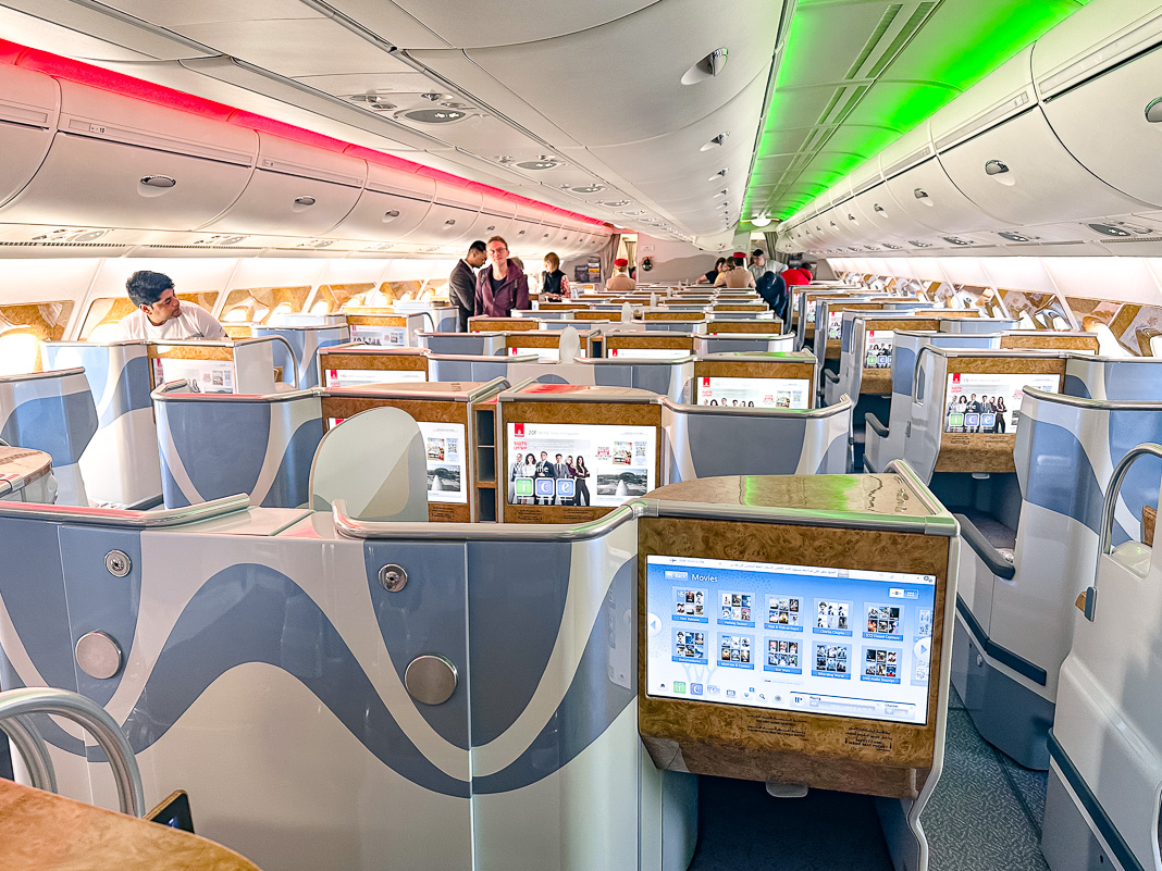 Review: Emirates A380 Business Class | Dubai - Singapore - Emirates A380 Classe Affaires-11