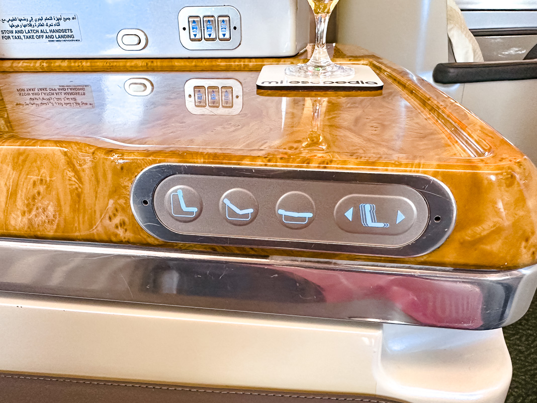 Review: Emirates A380 Business Class | Dubai - Singapore - Emirates A380 Classe Affaires-28