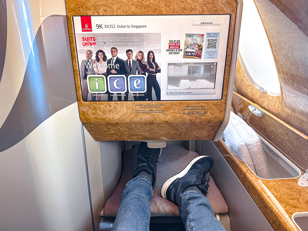 Review: Emirates A380 Business Class | Dubai - Singapore - Emirates A380 Classe Affaires-29