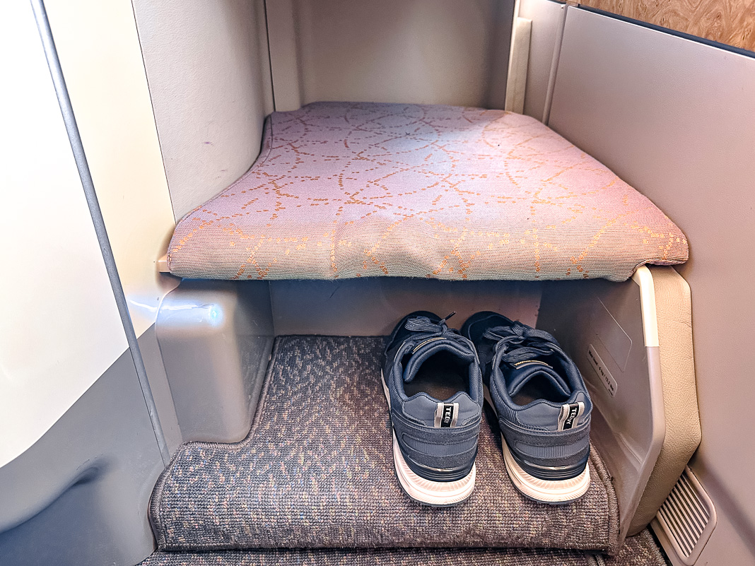 Review: Emirates A380 Business Class | Dubai - Singapore - Emirates A380 Classe Affaires-43