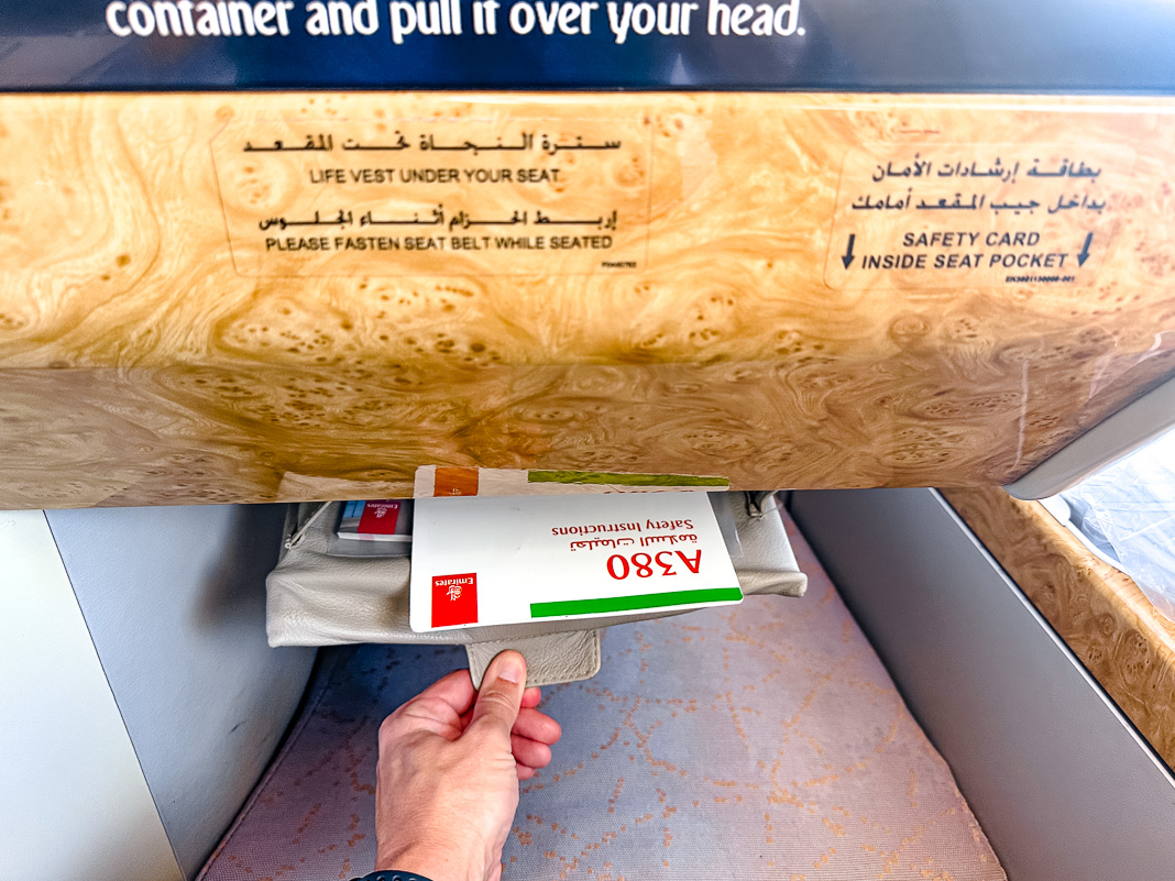 Review: Emirates A380 Business Class | Dubai - Singapore - Emirates A380 Classe Affaires-46