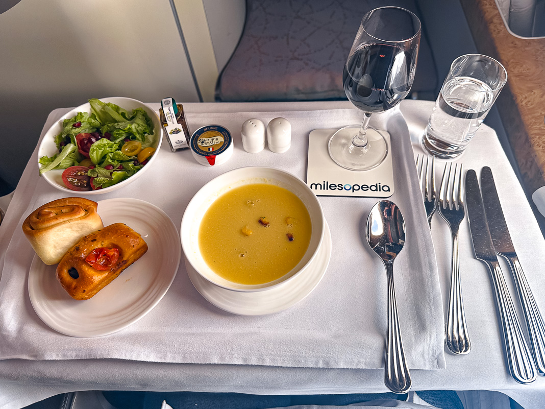 Review: Emirates A380 Business Class | Dubai - Singapore - Emirates A380 Classe Affaires-60