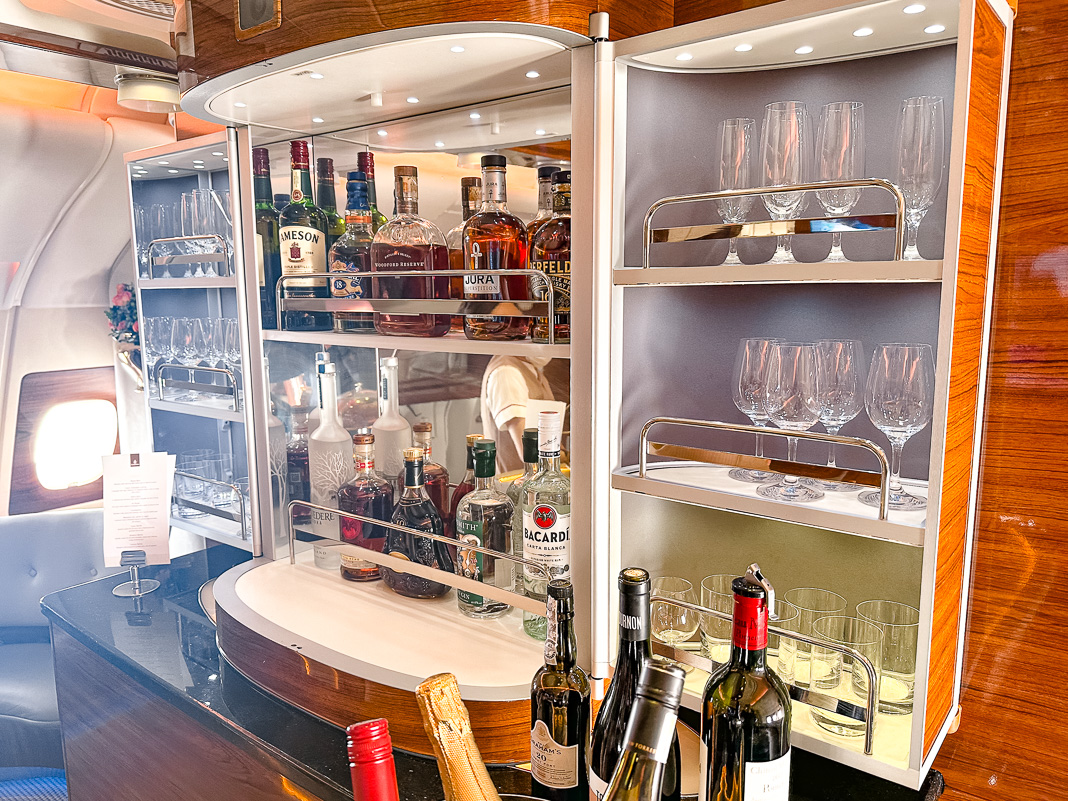 Review: Emirates A380 Business Class | Dubai - Singapore - Emirates A380 Classe Affaires-75