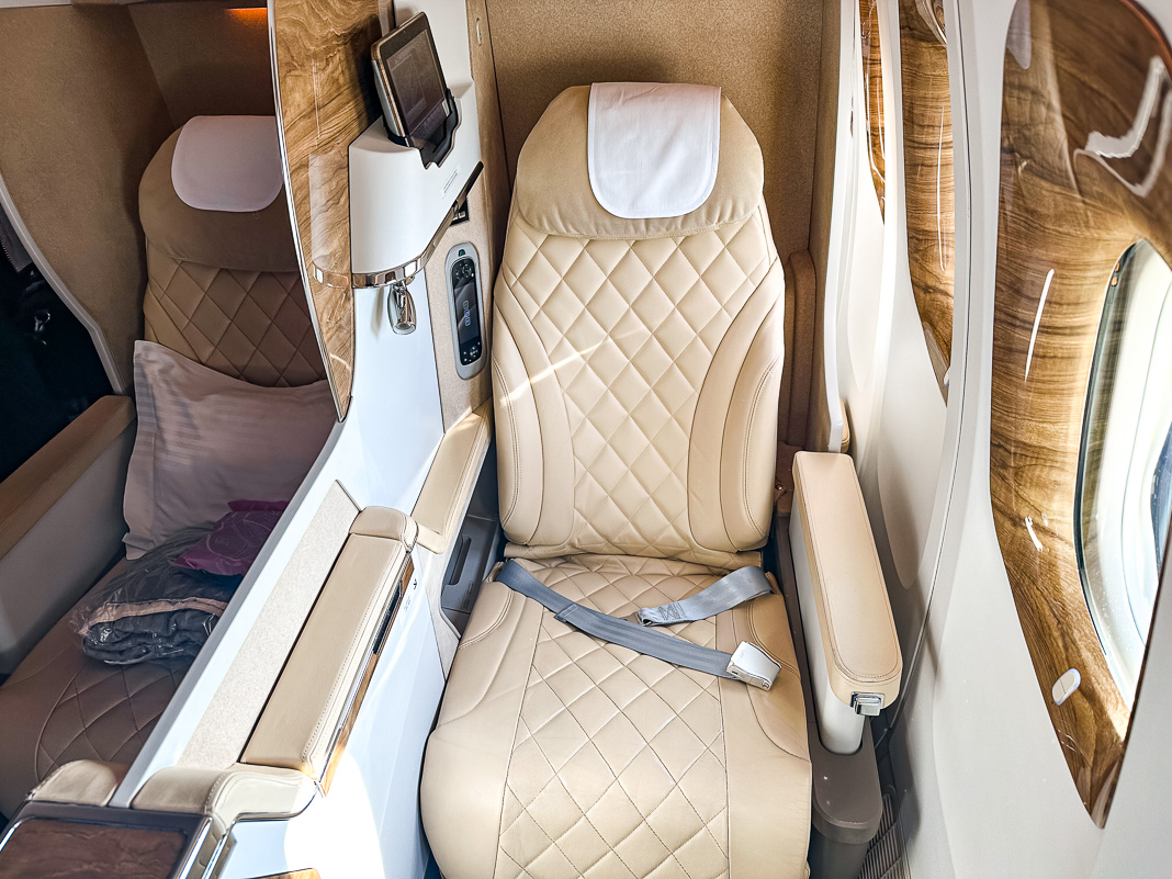Review: Emirates B777 Business Class | Nice - Dubai - Emirates B777 Classe Affaires-12