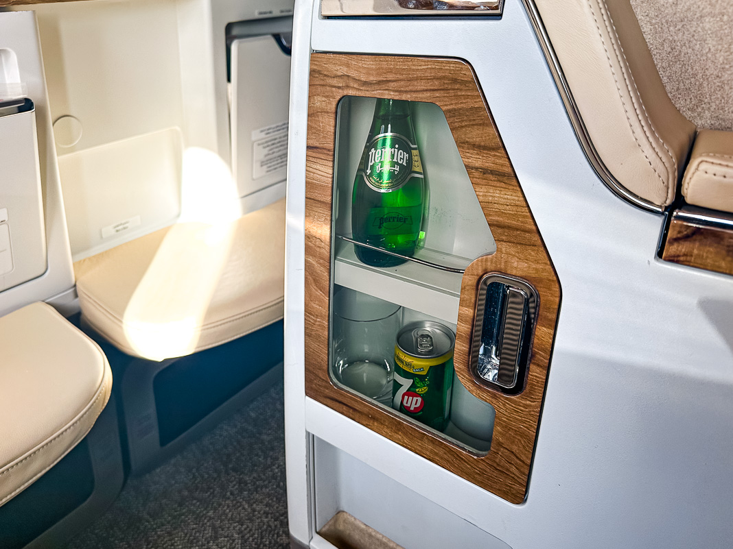 Review: Emirates B777 Business Class | Nice - Dubai - Emirates B777 Classe Affaires-15
