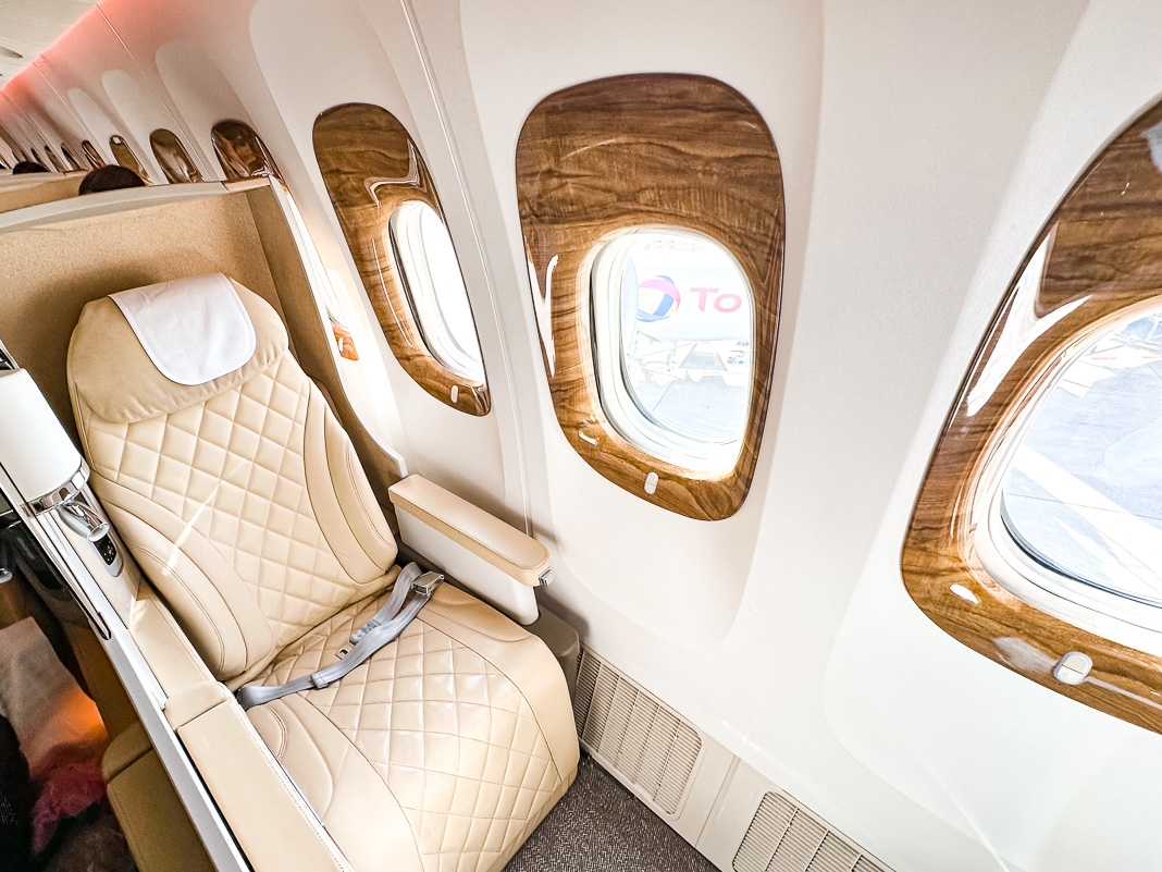 emirates airlines business class