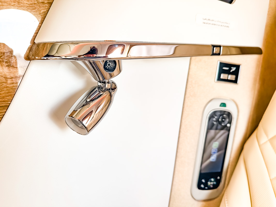 Review: Emirates B777 Business Class | Nice - Dubai - Emirates B777 Classe Affaires-18