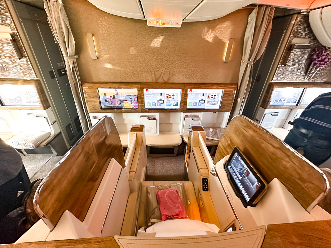Review: Emirates B777 Business Class | Nice - Dubai - Emirates B777 Classe Affaires-22