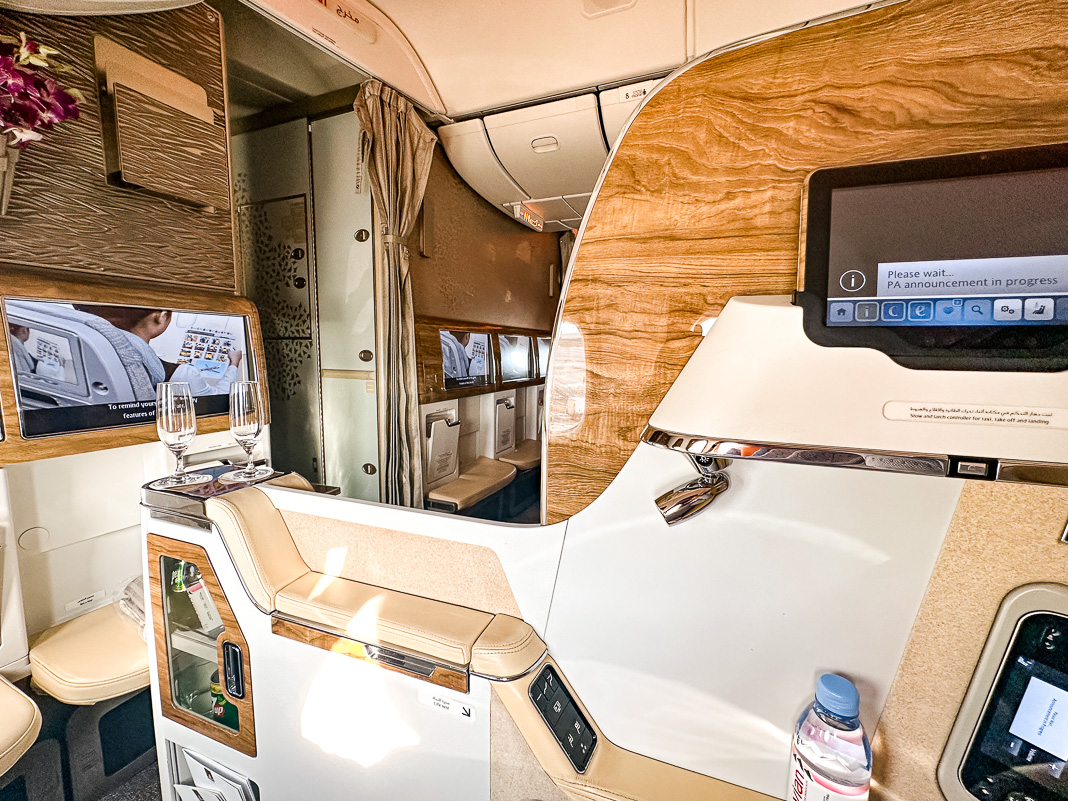 Review: Emirates B777 Business Class | Nice - Dubai - Emirates B777 Classe Affaires-42