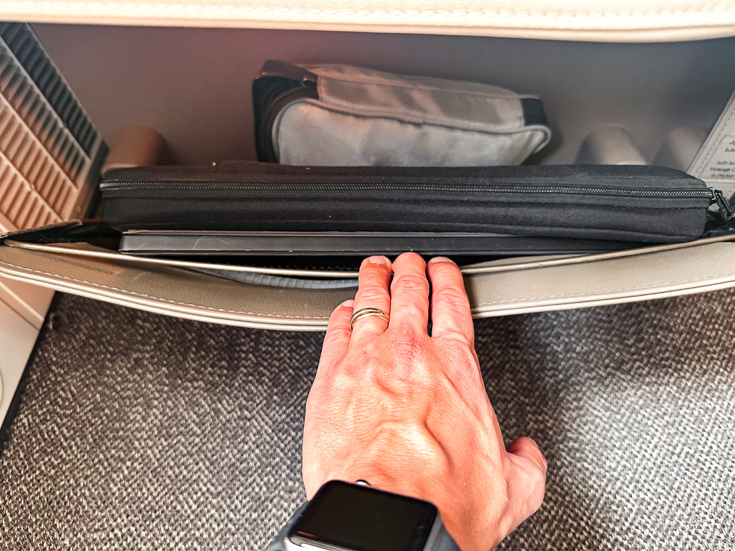 Review: Emirates B777 Business Class | Nice - Dubai - Emirates B777 Classe Affaires-44