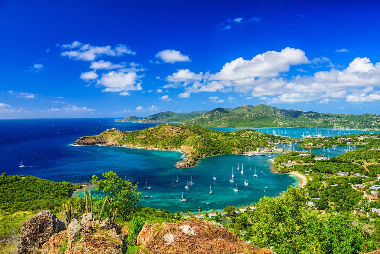 Antigua-et-Barbuda&nbsp;: Pourquoi choisir cette destination pour un voyage de bien-être - Shirley heights antigua barbuda