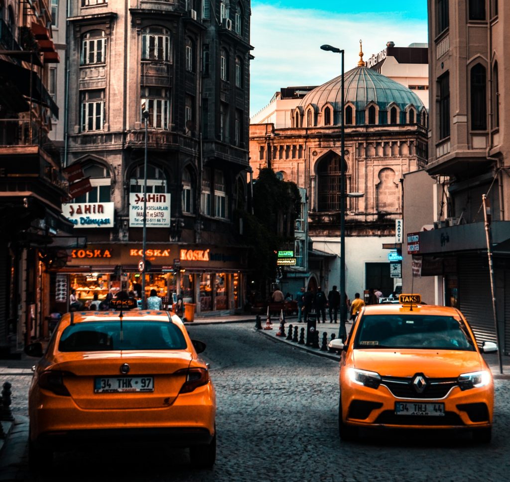 Taxis à Istanbul – Unsplash