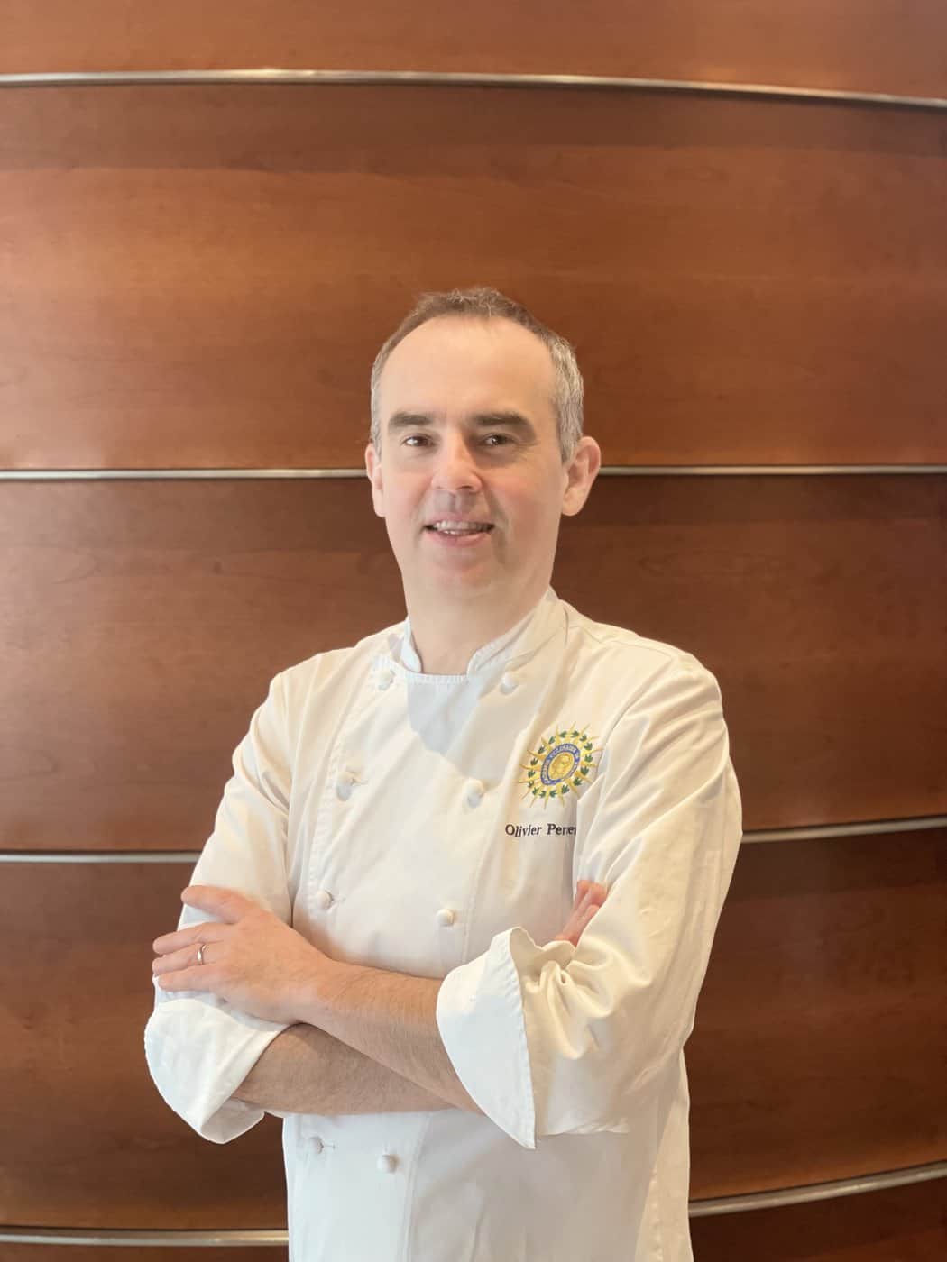 Air France: Olivier Perret signs the new business class menu (Interview) - Olivier Perret 1