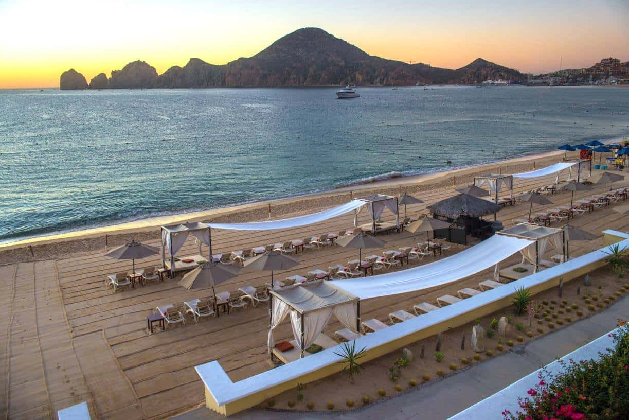 Mexique&nbsp;: 6 expériences bien-être pour votre voyage à Los Cabos - Plage medano au casa dorada los cabos resort
