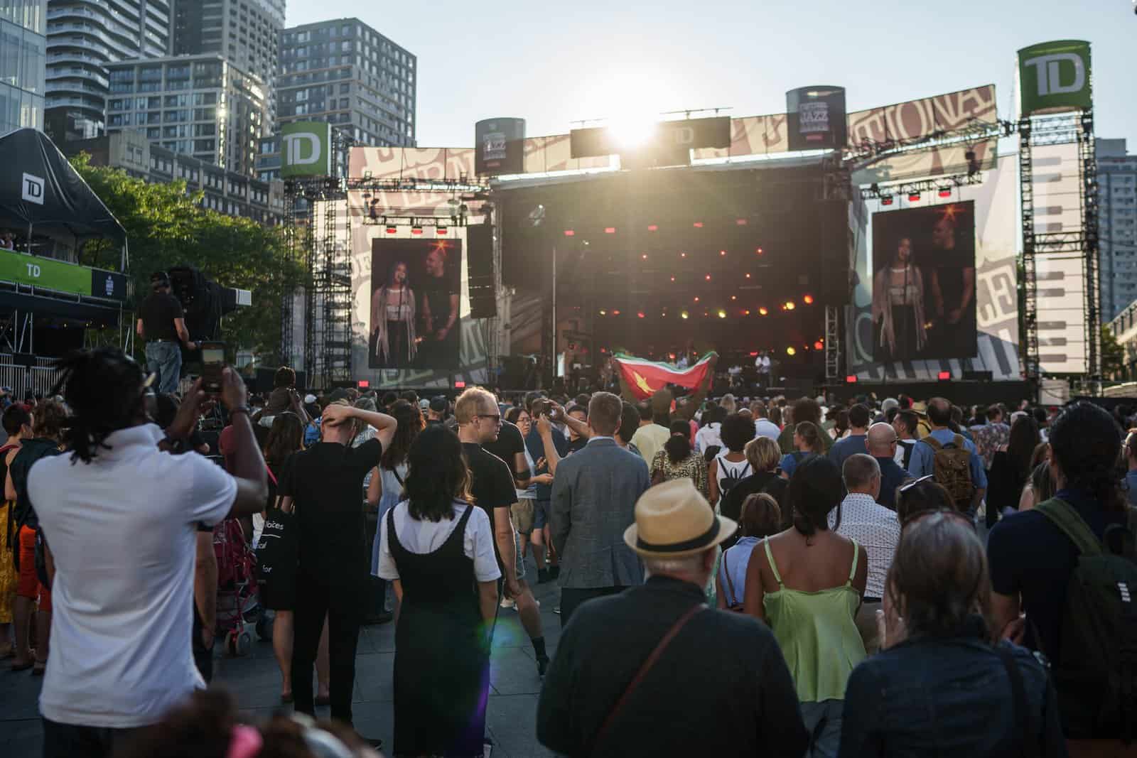 Canada: What to do and see in Montreal this summer? - Page Facebook