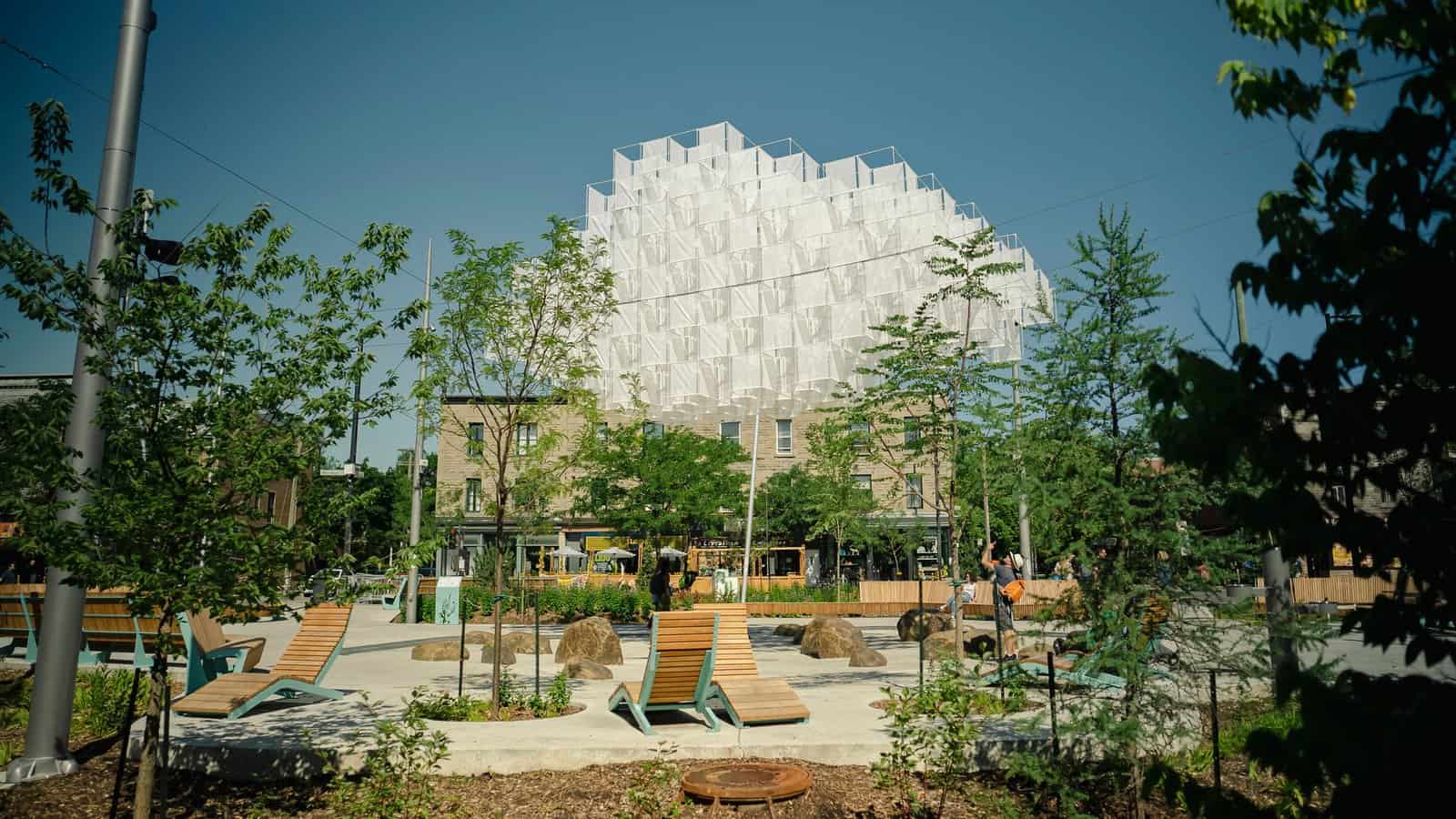 Canada: What to do and see in Montreal this summer? - L-avenue du Mont-Royal page Facebook