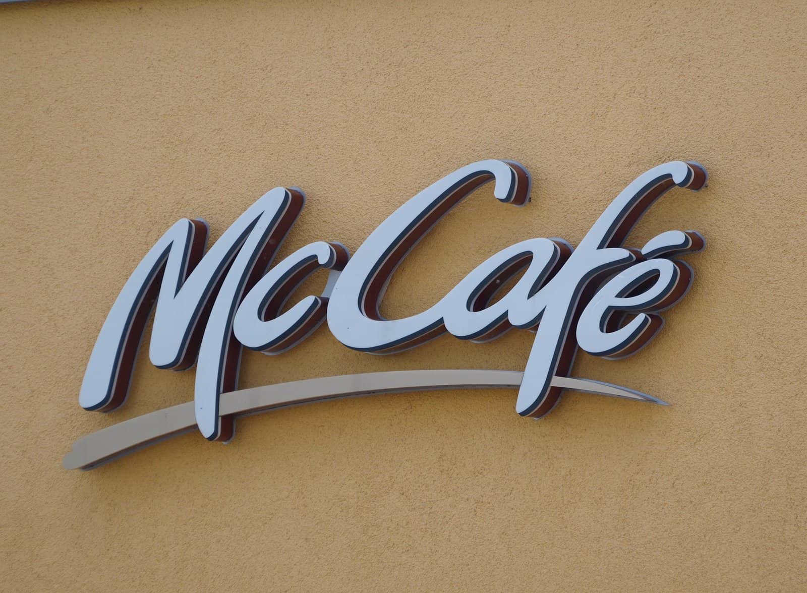 Nouveauté à YUL : le premier McCafé ouvrira ses portes dans un aéroport canadien -