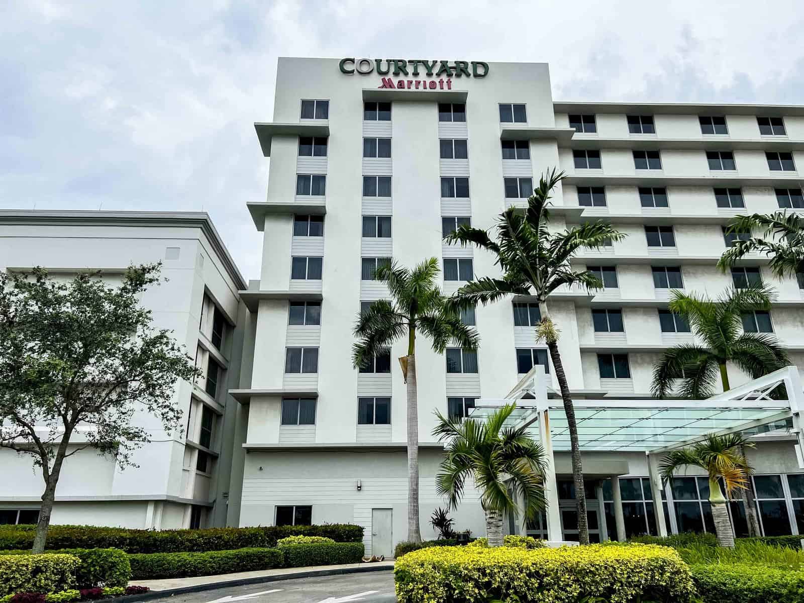 Avis&nbsp;: Courtyard Miami Airport | Marriott Bonvoy - Courtyard Miami Airport-Front 2